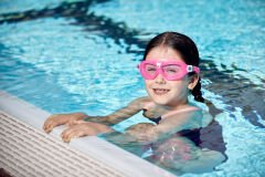 Aquasphere Seal Kid2 Şeffaf Lens Pembe Yüzücü Gözlüğü