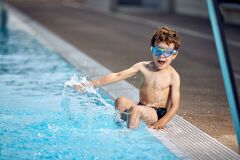 Aquasphere Vista Junior Şeffaf Cam - Lacivert/Sarı Yüzücü